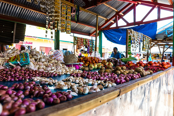 Onions, Garlic, Tomato, Potato - Market life in Alor