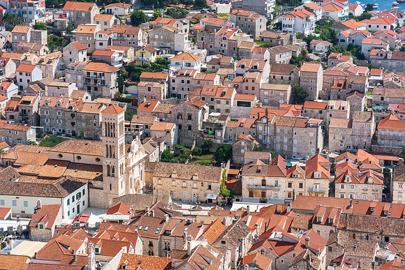 Hvar (2018)