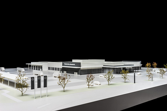Neubau Nutzfahrzeug-Zentrum Schlieren, Mercedes-Benz Automobil AG, Architekt: Merbag Immobilien AG (Modellbauer: K-Atelier)